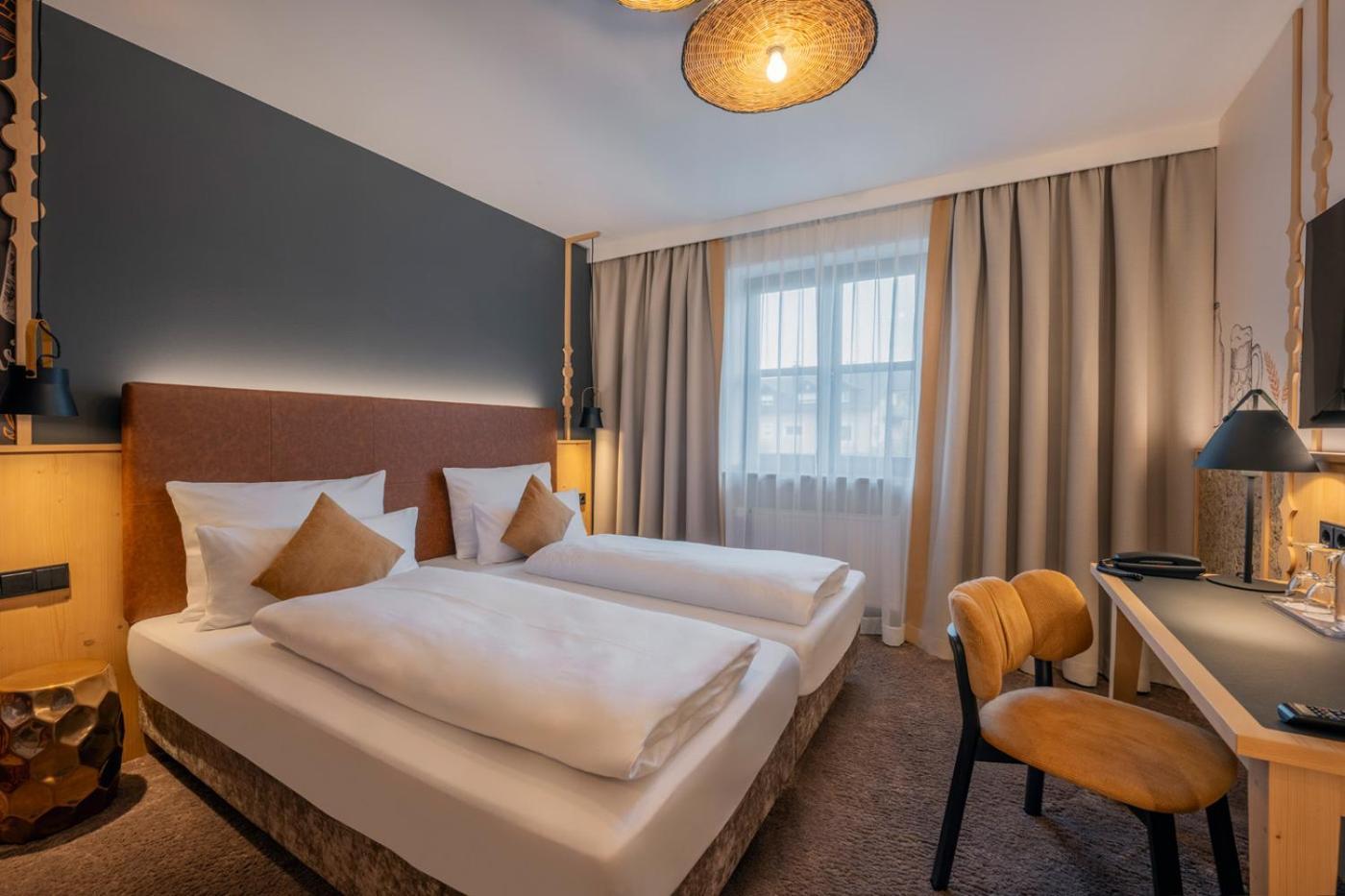 Hotel Schaefflerwirt آشايم المظهر الخارجي الصورة
